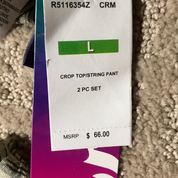 NWT- two piece Reef swim suit - Picture 4 of 5
